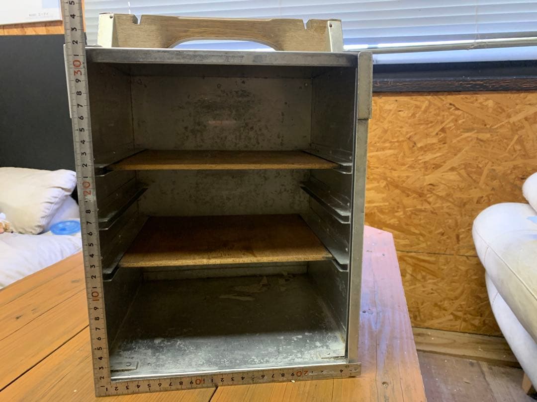 アルミ製 3段収納ボックス 木製ハンドル　おかもち　昭和　レトロ　ウーバーイーツ