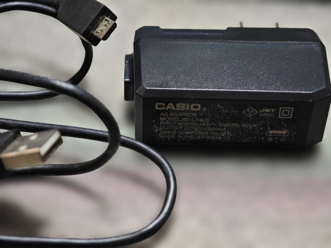 CASIO EXILIM ZR-70 デジタルカメラ ホワイト