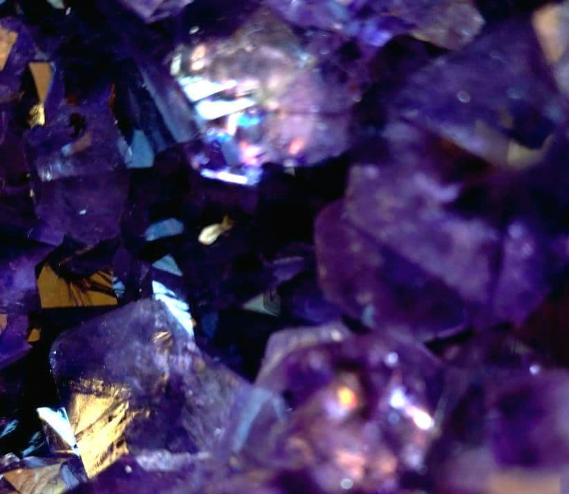 ✴️美品✴️虹入り✴️カルサイト共生✴️ブラジル産アメジストクラスター6.9Kg