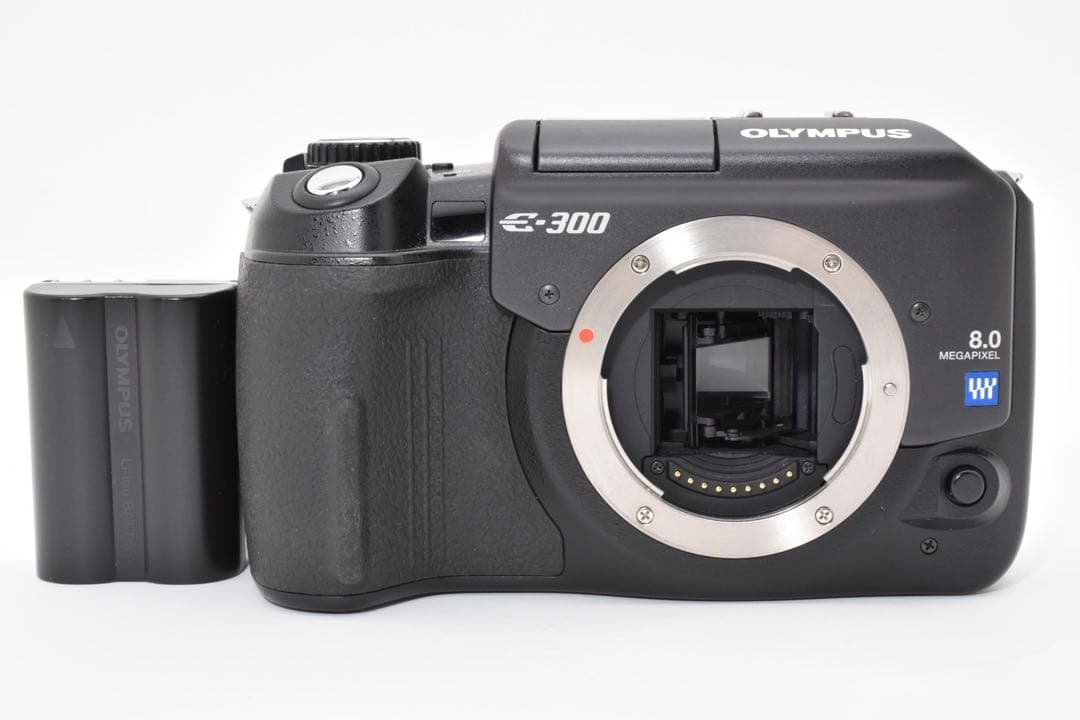 OLYMPUS E-300 デジタル一眼レフ 8.0メガピクセル