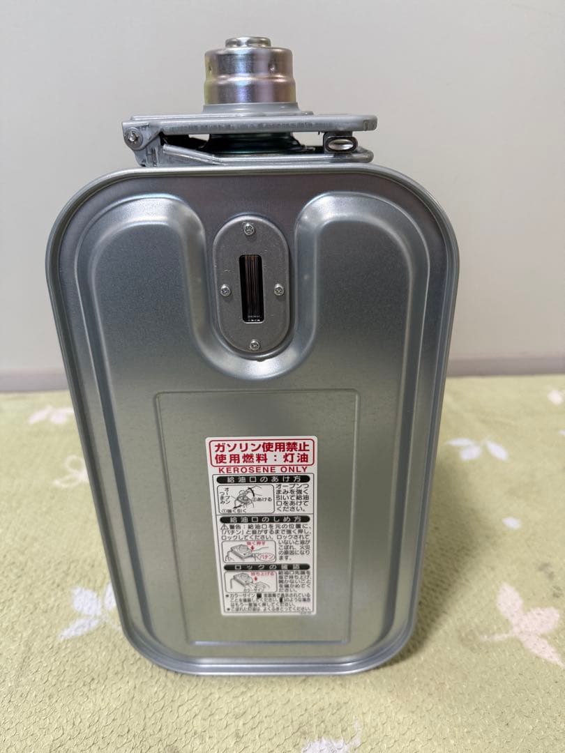 コロナ 2021年式　石油ファンヒーター ホワイト